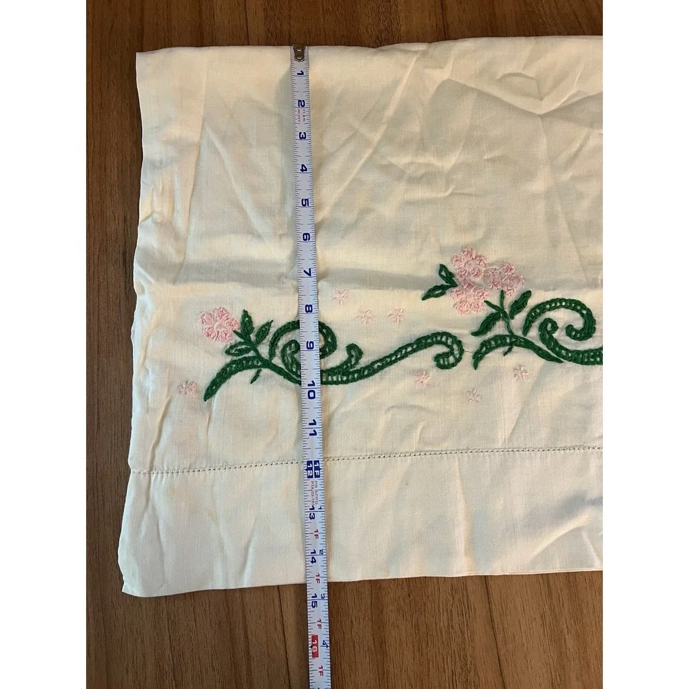 Hand Embroidered Vintage Pillowcase Floral Design 19 x‎ 29 Cottage Granny Core